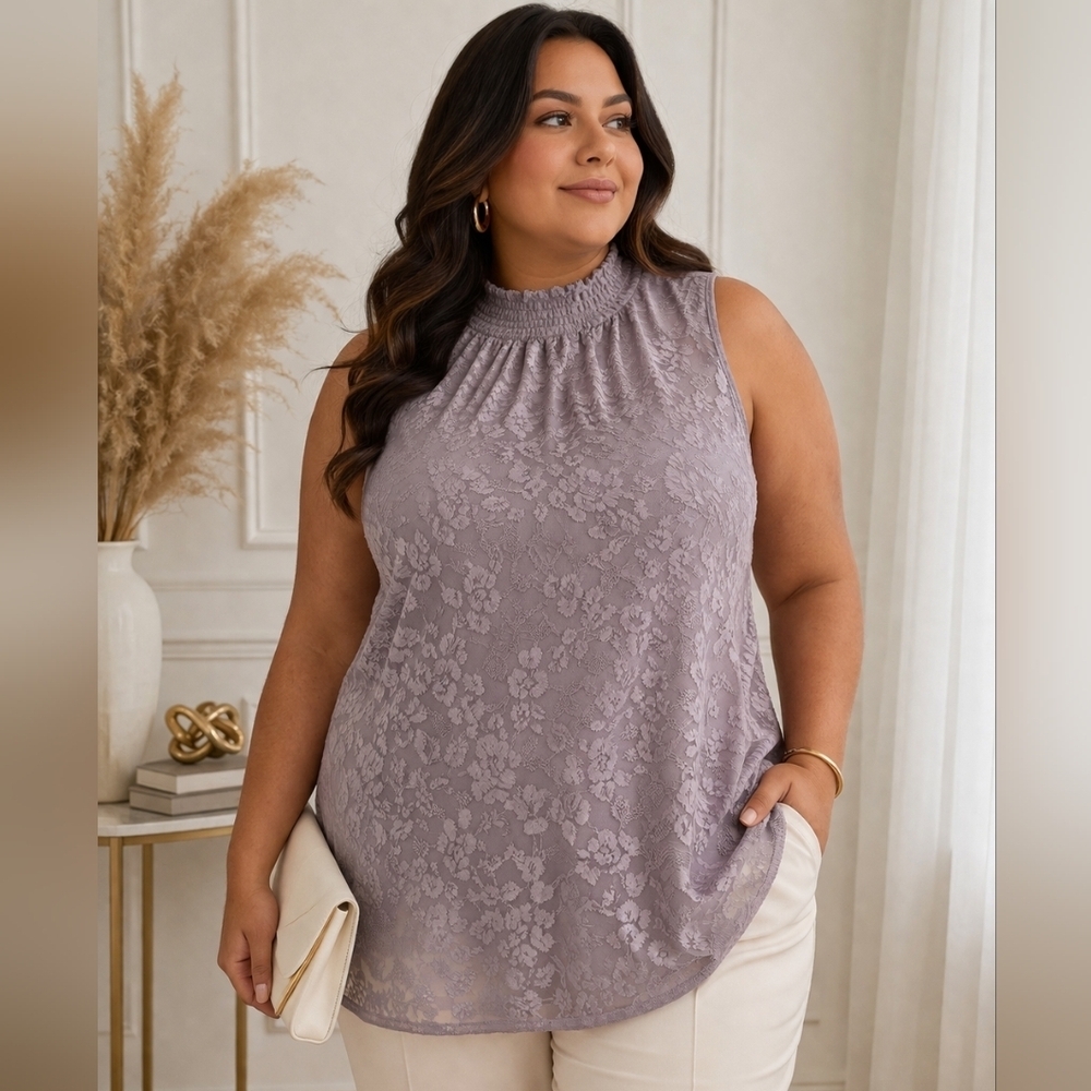 Sleeveless Lace Mock Neck Camisole in Lavender